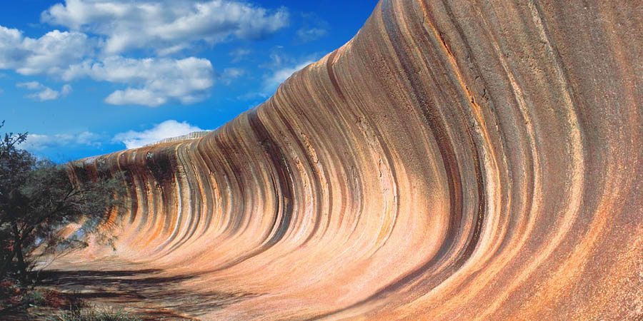 wave rock tourist attraction